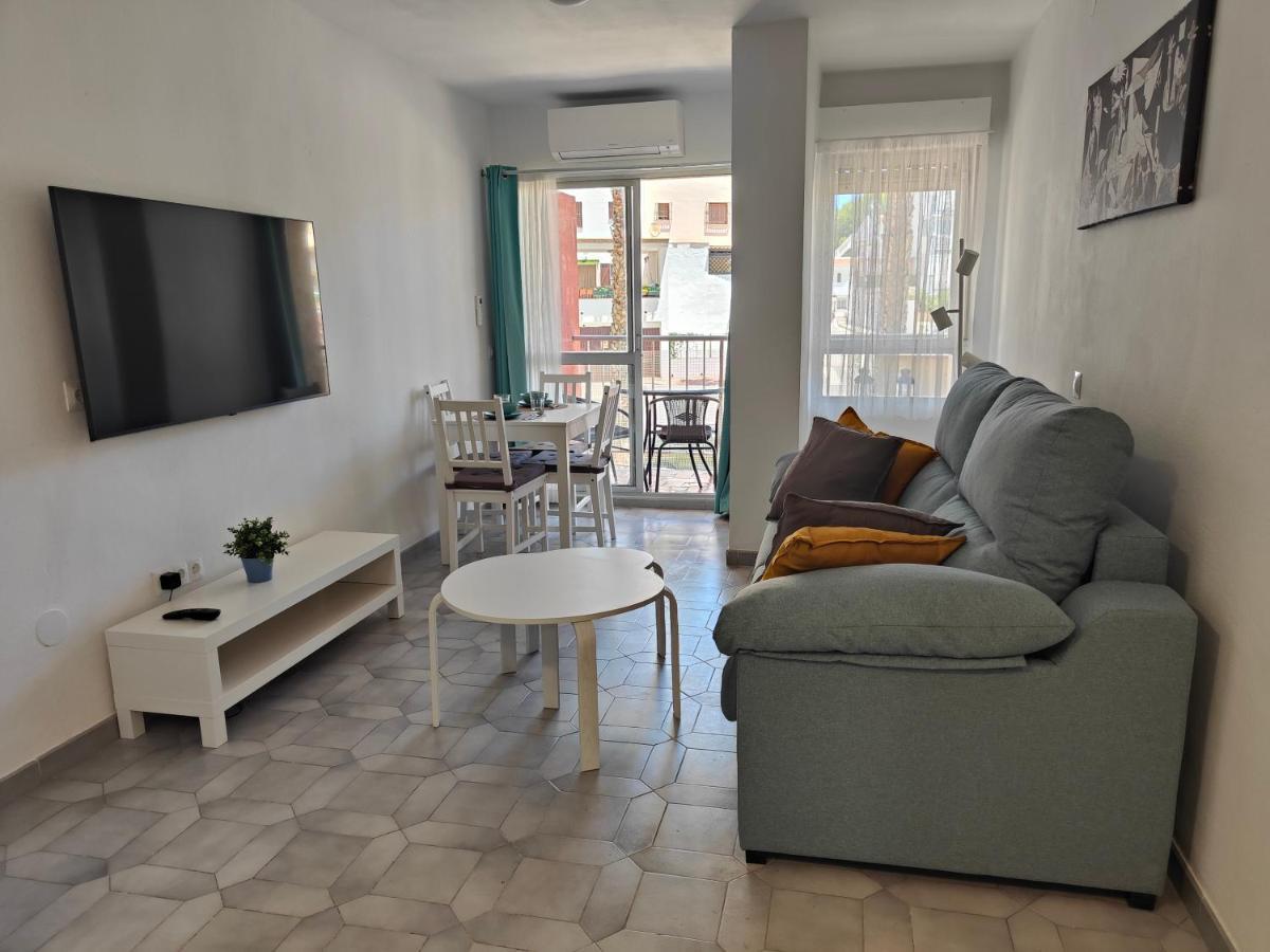 Apartamento Entero, Enormes Piscinas, Terraza Y Playa ベナルマデナ エクステリア 写真