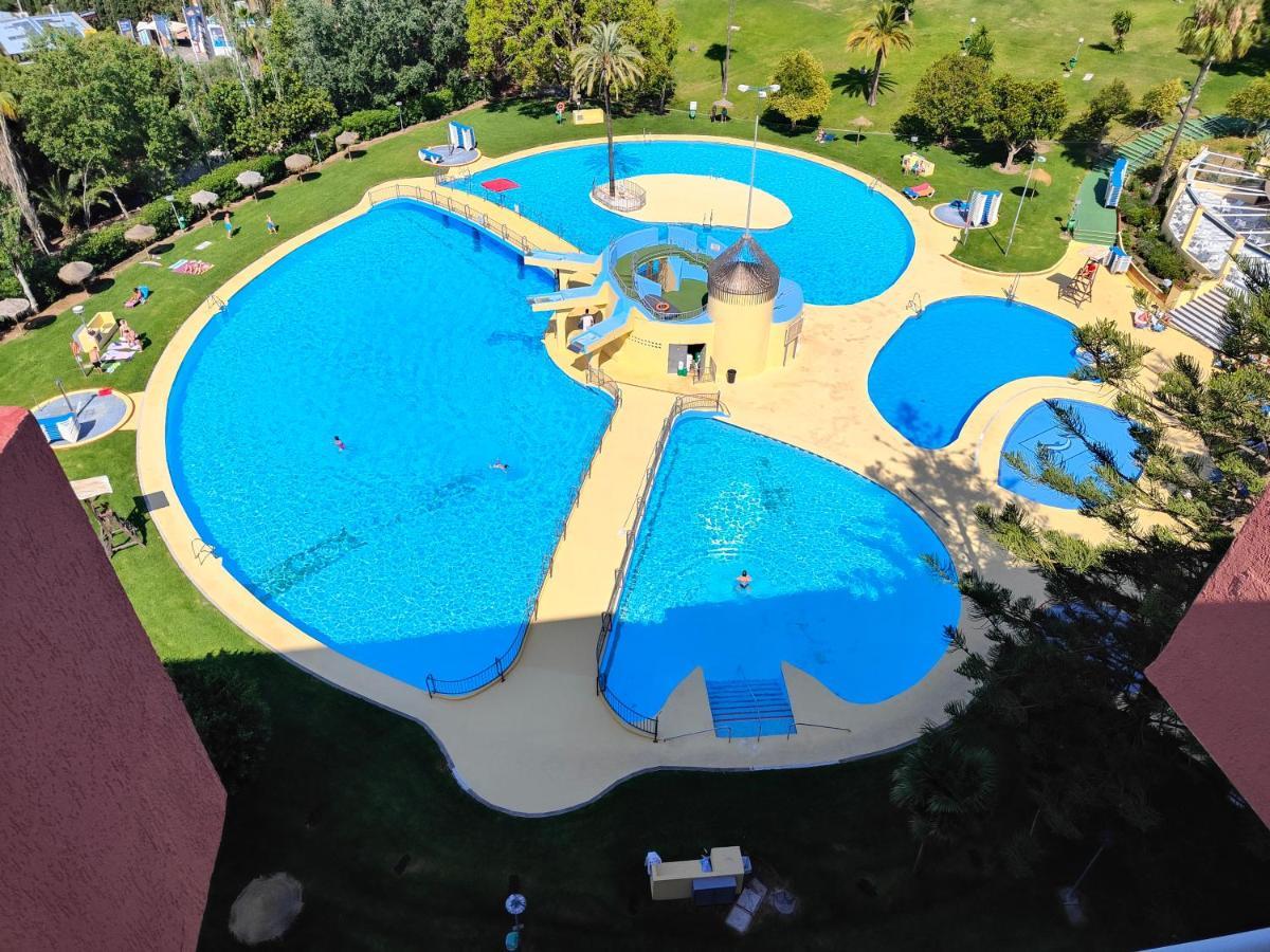 Apartamento Entero, Enormes Piscinas, Terraza Y Playa ベナルマデナ エクステリア 写真