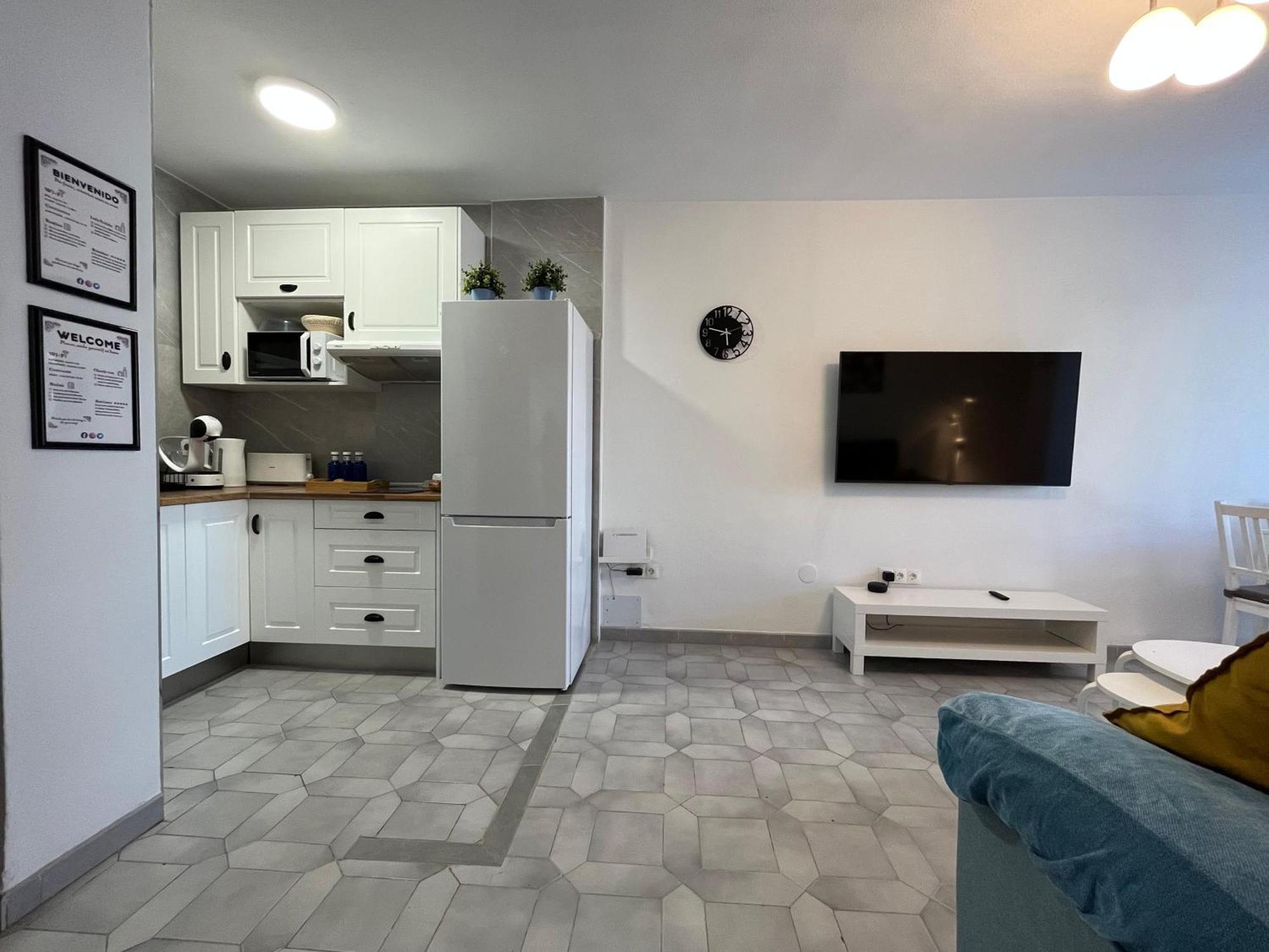 Apartamento Entero, Enormes Piscinas, Terraza Y Playa ベナルマデナ エクステリア 写真